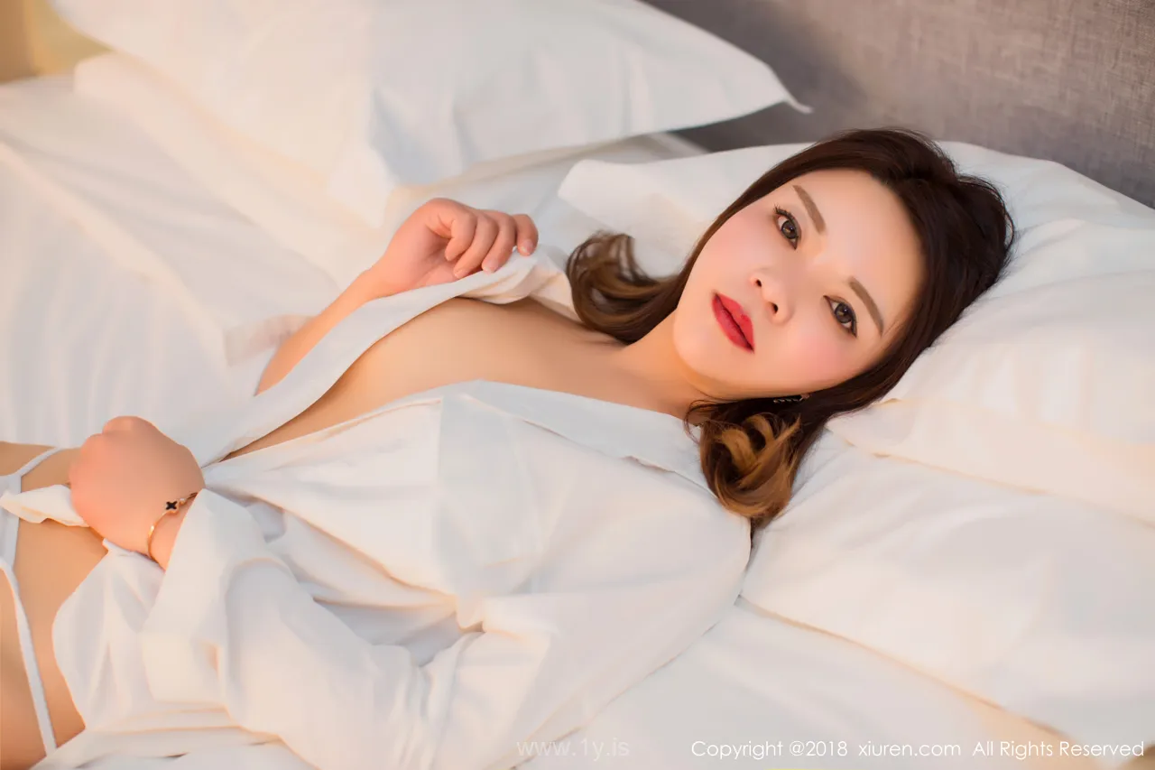 XIUREN(秀人网) NO.1010 Cute Chinese Peri 果儿celia