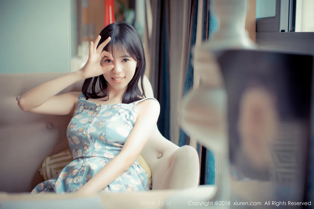 XIUREN(秀人网) NO.1057 Slender & Cute Chinese Hottie 艾栗栗栗栗栗栗吖
