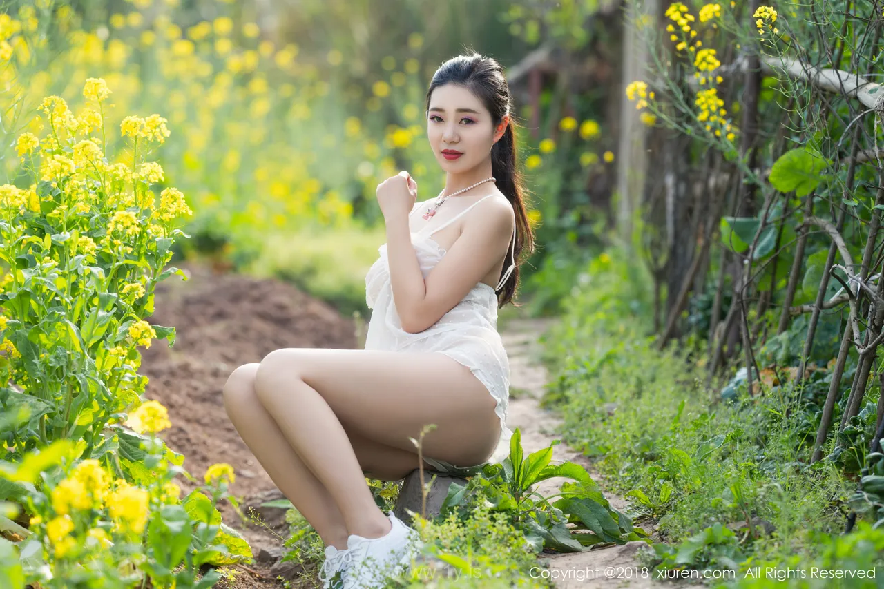 XIUREN(秀人网) NO.1058 Cute & Fair Asian Chick 宋-KiKi