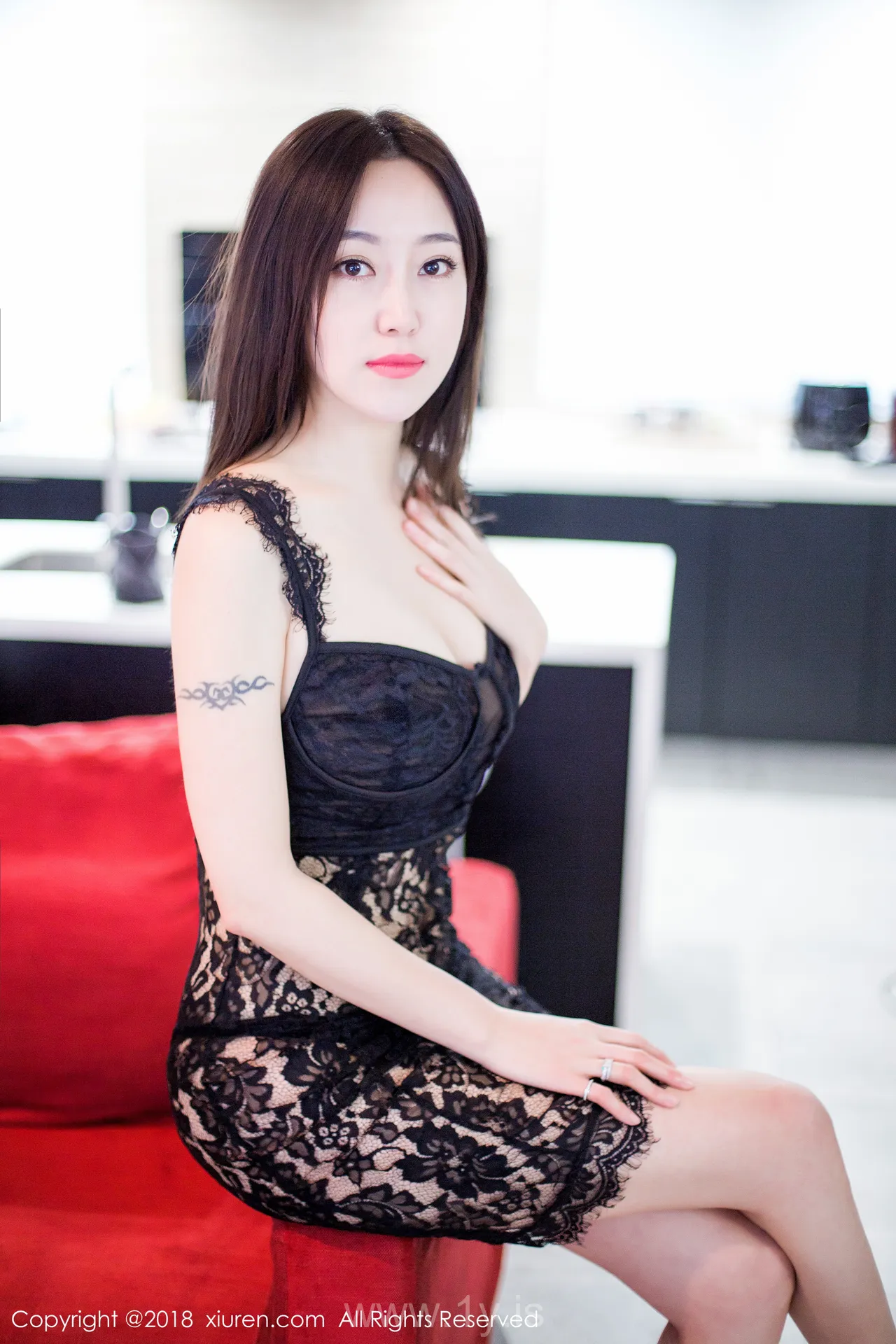 XIUREN(秀人网) NO.1072 Good-looking & Lively Asian Babe 艺文Eva
