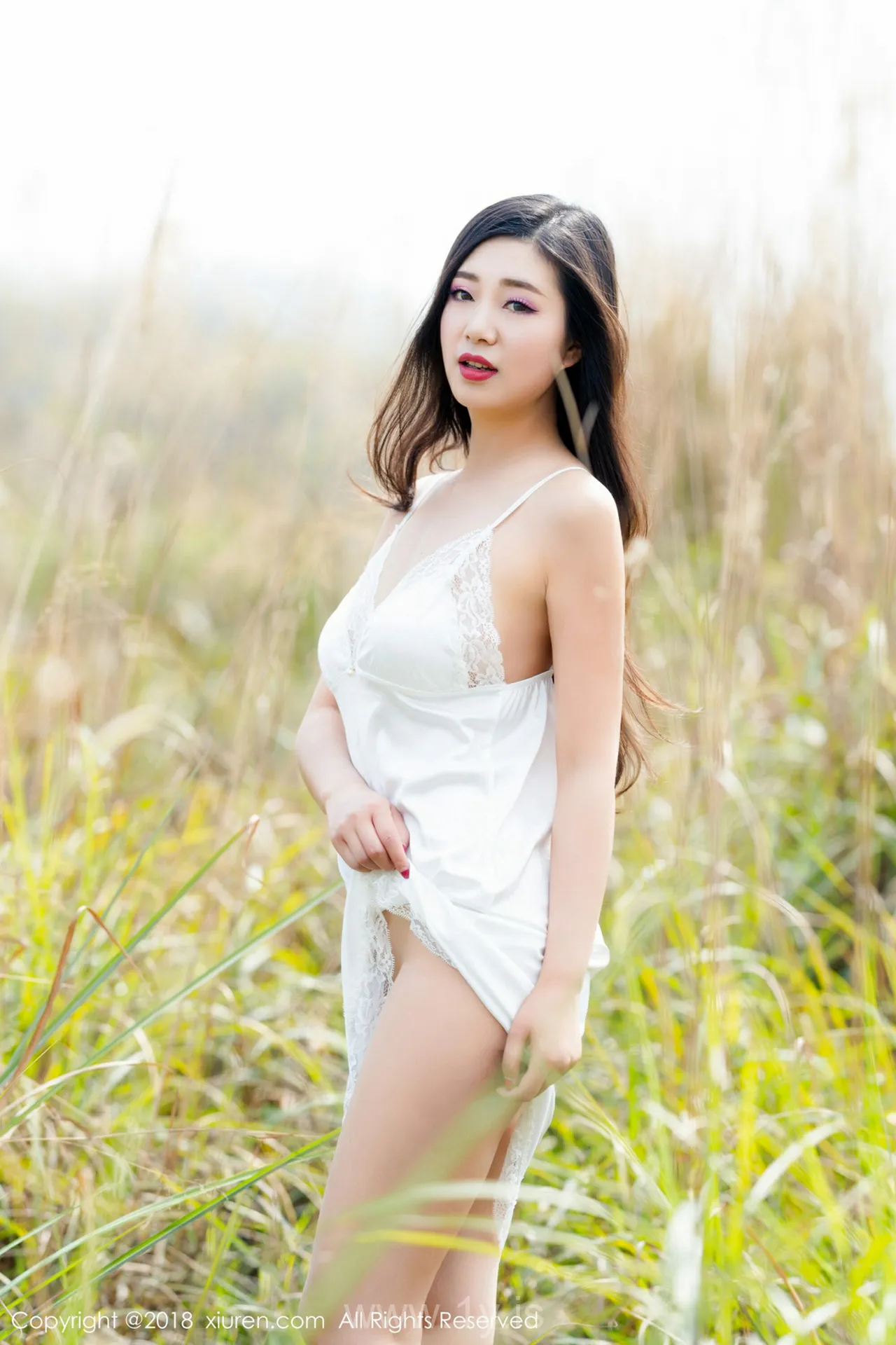 XIUREN(秀人网) NO.1076 Delightful & Breathtaking Asian Homebody Girl 宋-KiKi