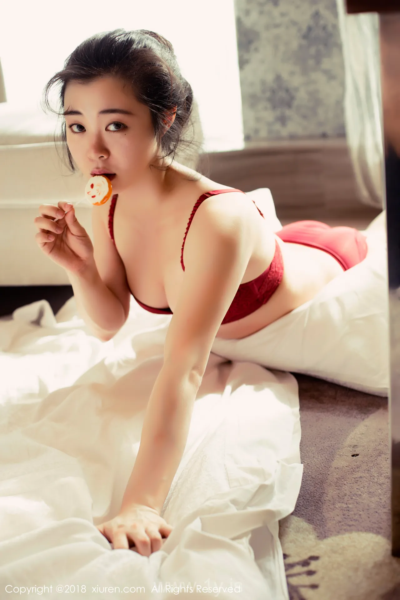 XIUREN(秀人网) NO.1114 Gorgeous Asian Cougar 金子Grace