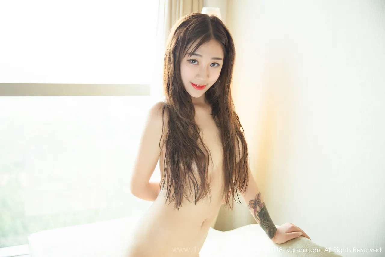 XIUREN(秀人网) NO.1176 Delightful & Graceful Chinese Teen 小麦