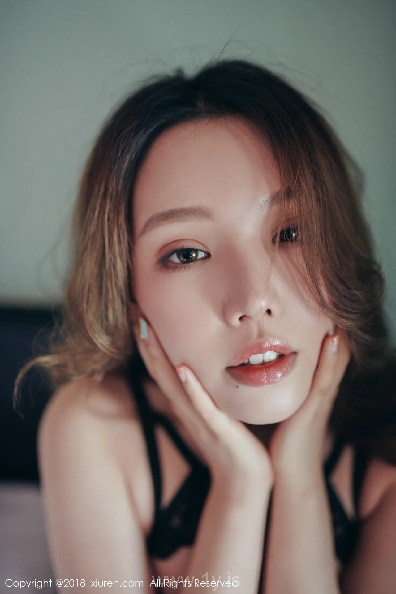 XIUREN(秀人网) NO.1195 Sexy & Slender Asian Hottie 黄楽然