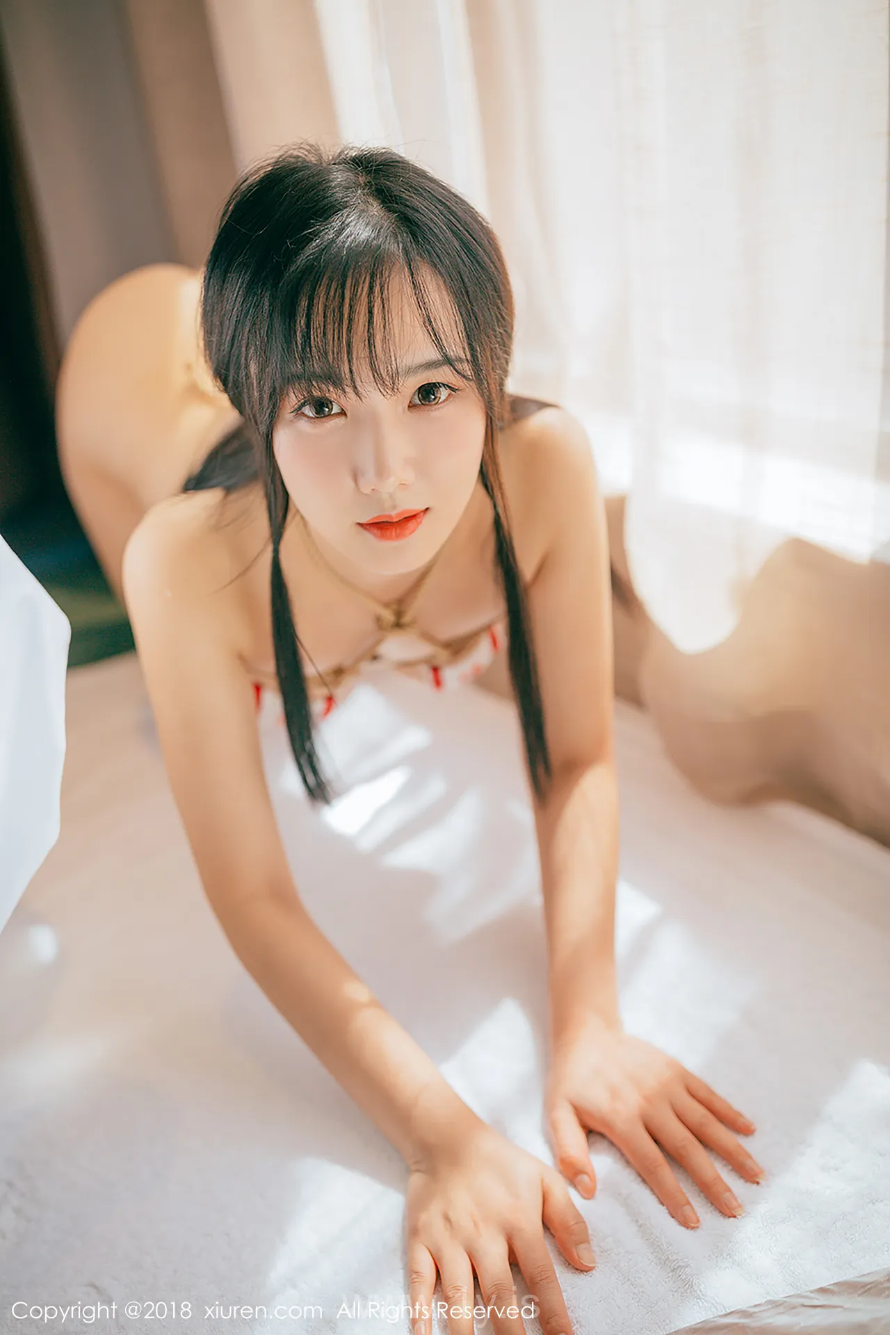 XIUREN(秀人网) NO.1199 Breathtaking & Gorgeous Chinese Cutie 徐微微mia