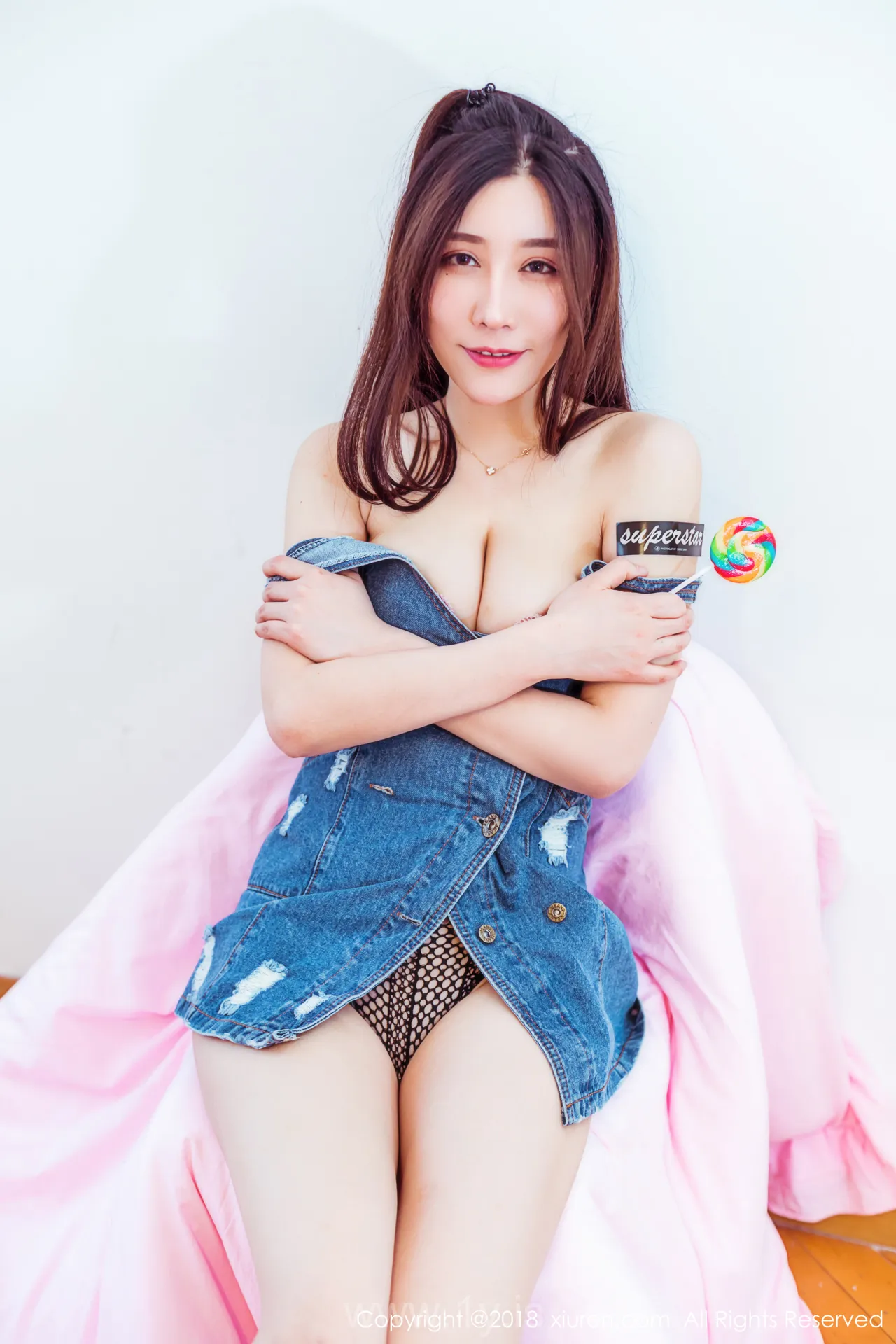 XIUREN(秀人网) NO.959 Exquisite Asian Chick 美昕Yumi