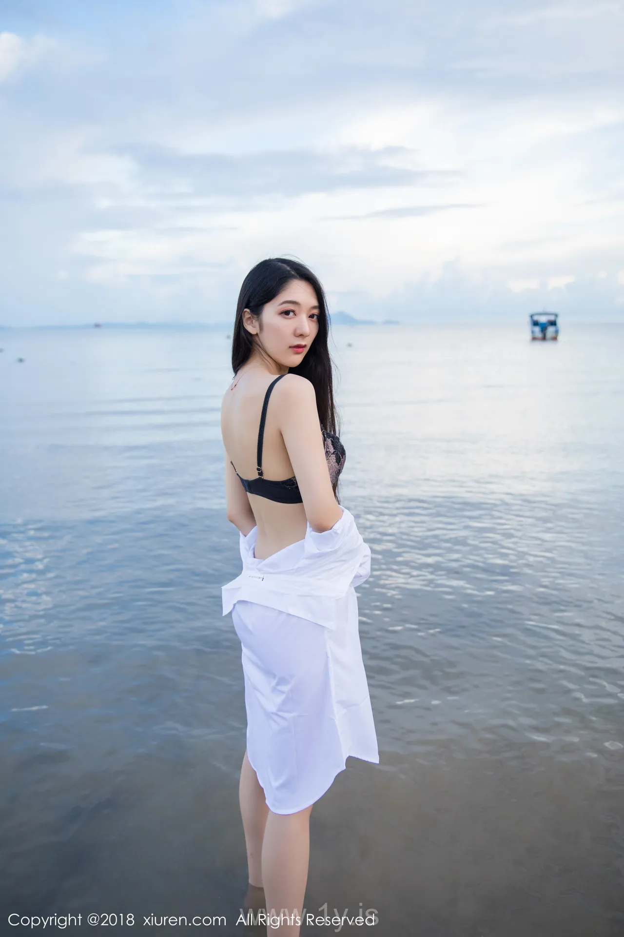 XIUREN(秀人网) NO.962 Gorgeous & Extraordinary Asian Belle 小热巴