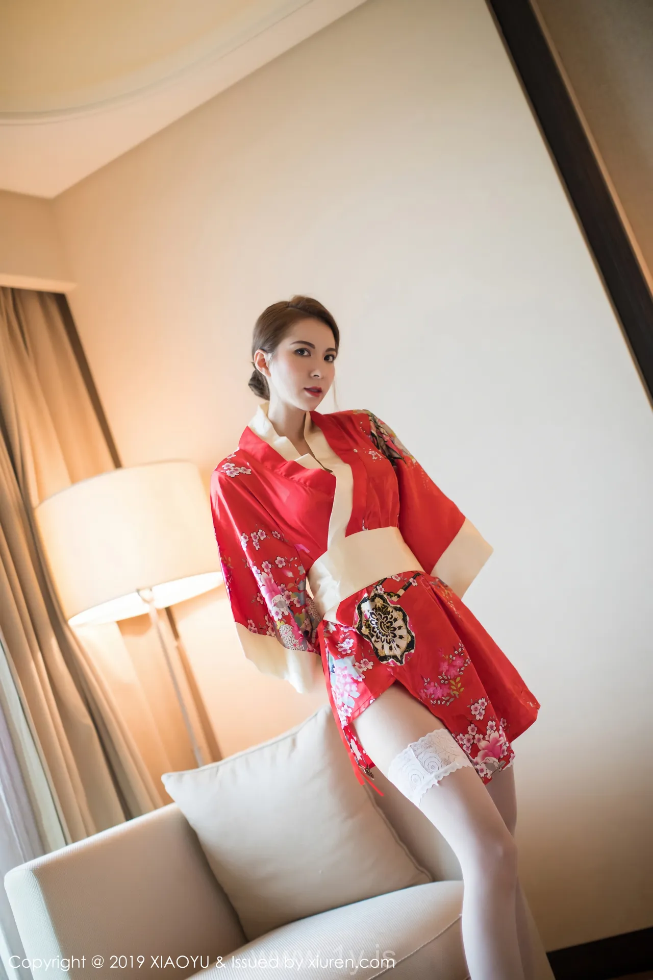 语画界 VOL.014 carry Gorgeous & Appealing Chinese Cougar carry