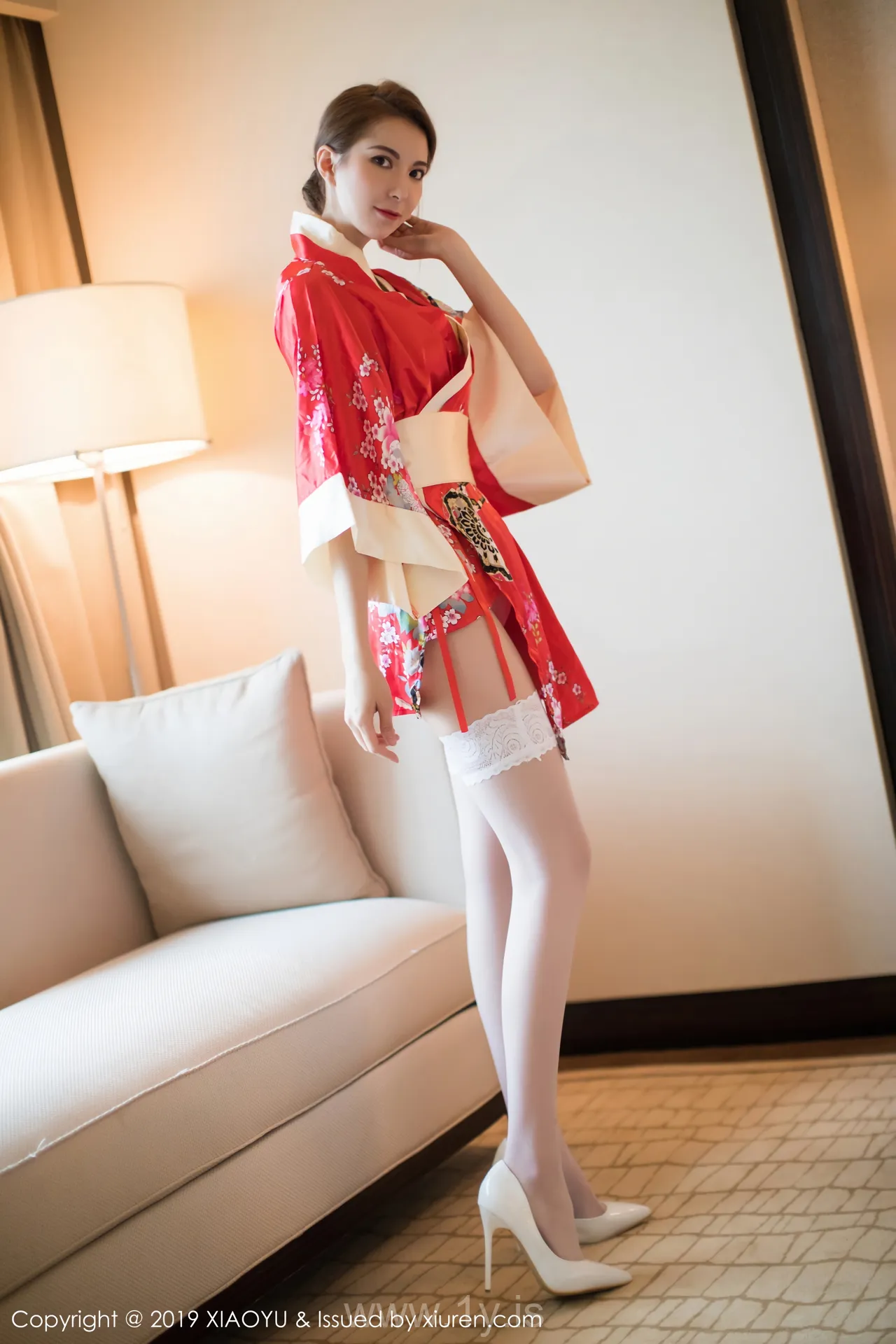 语画界 VOL.014 carry Gorgeous & Appealing Chinese Cougar carry