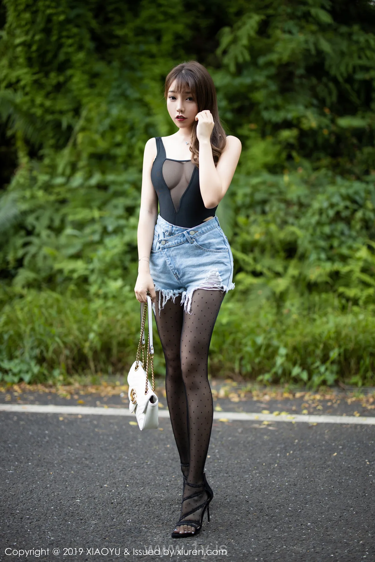 语画界 VOL.156 芝芝Booty Graceful Chinese Homebody Girl 芝芝Booty