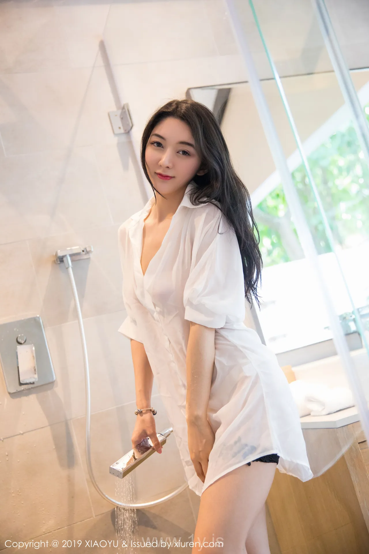语画界 VOL.211 Angela小热巴 Extraordinary & Fair Chinese Hottie Angela小热巴