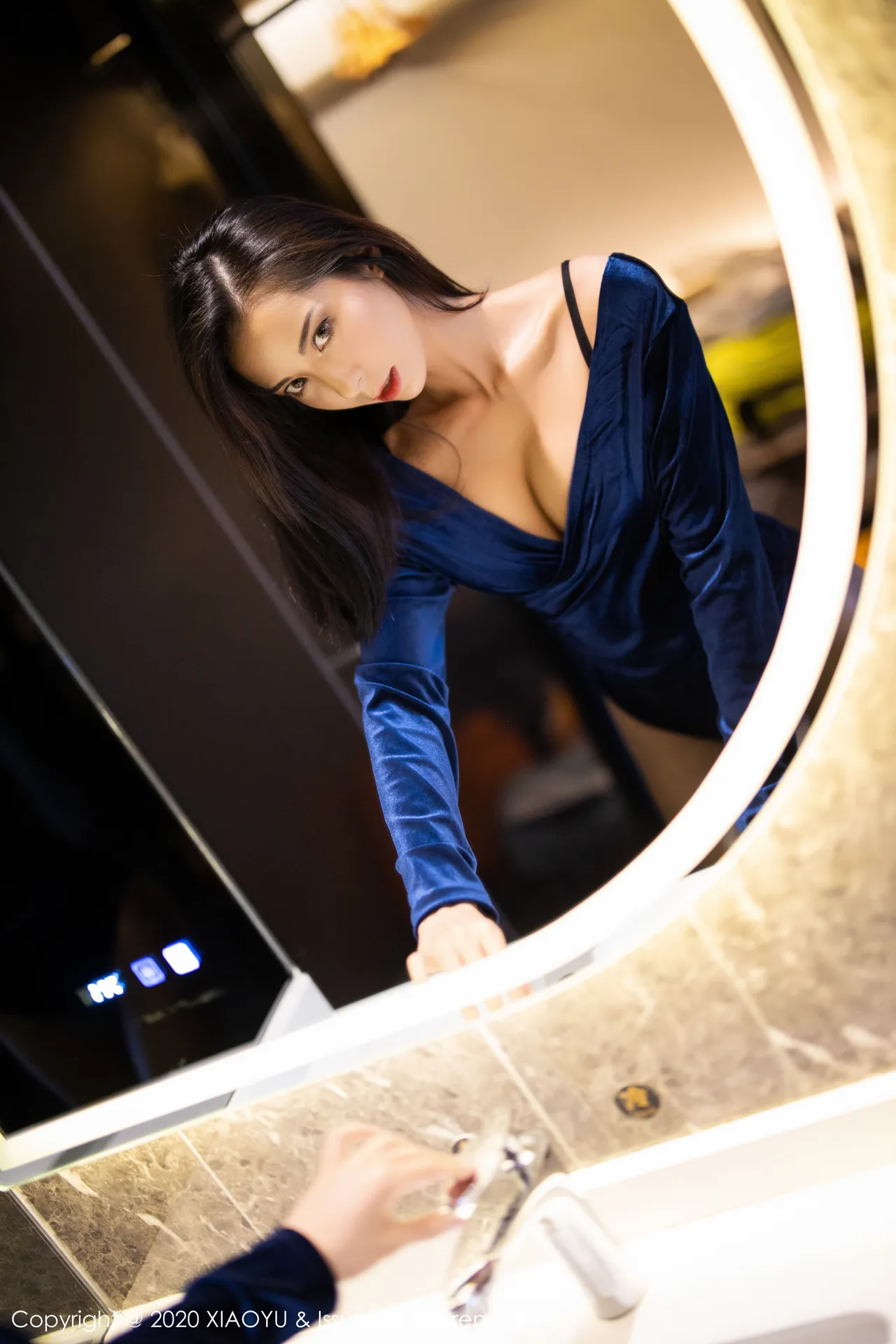 语画界 VOL.250 Carry Stunning & Trendy Chinese Belle Carry