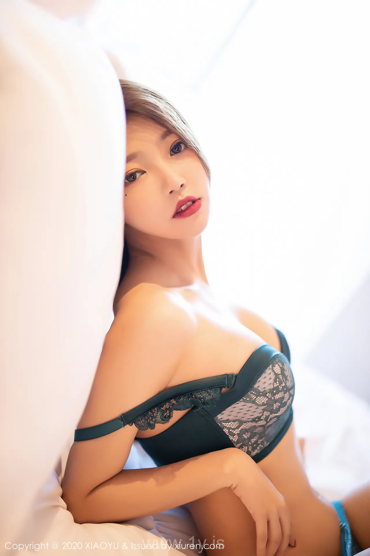 语画界 VOL.337 Charming & Sexy Chinese Angel 冯木木LRIS