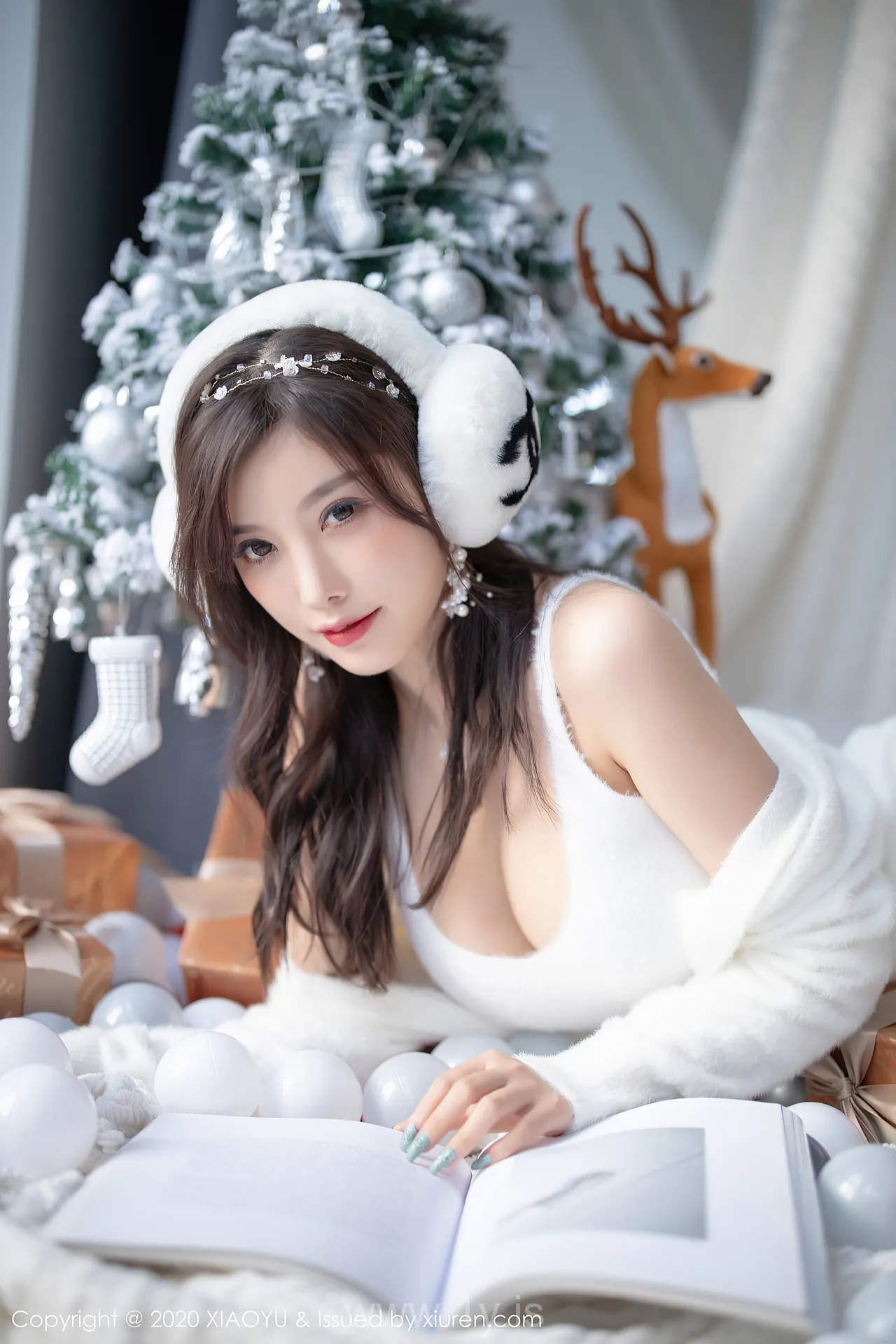 语画界 VOL.437 Elegant & Gorgeous Chinese Chick 杨晨晨sugar